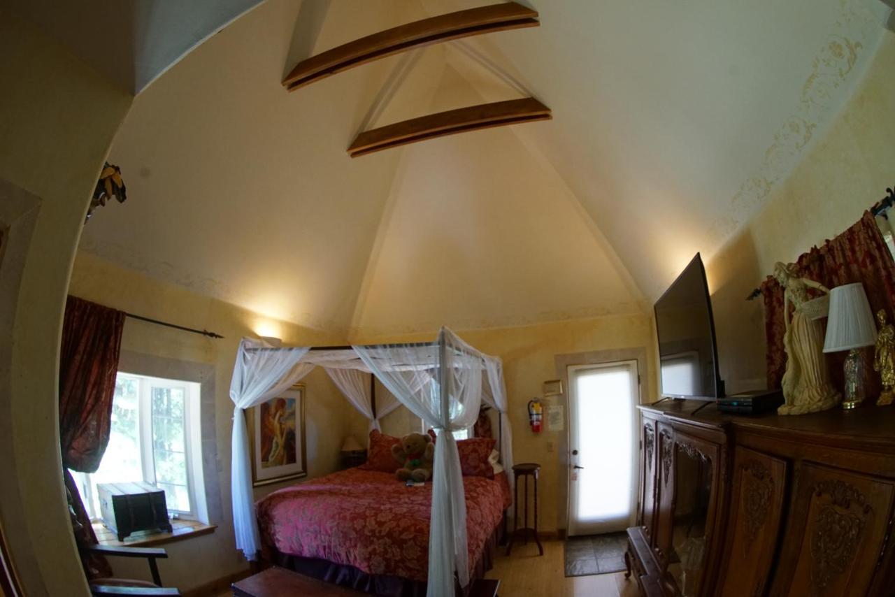 Fleur De Lac Europeran Inn Lake Arrowhead Eksteriør billede